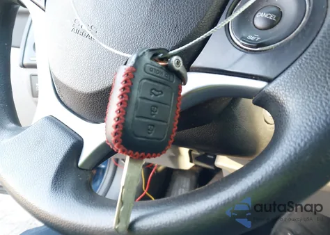 2015 Honda Civic Lx z USA, uszkodzony, nr VIN 19XFB2E59FE022440